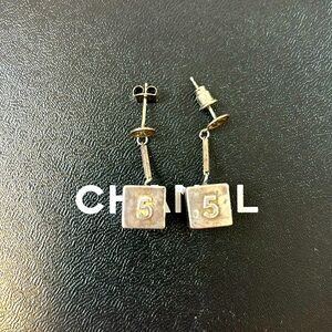 Chanel vintage Earrings